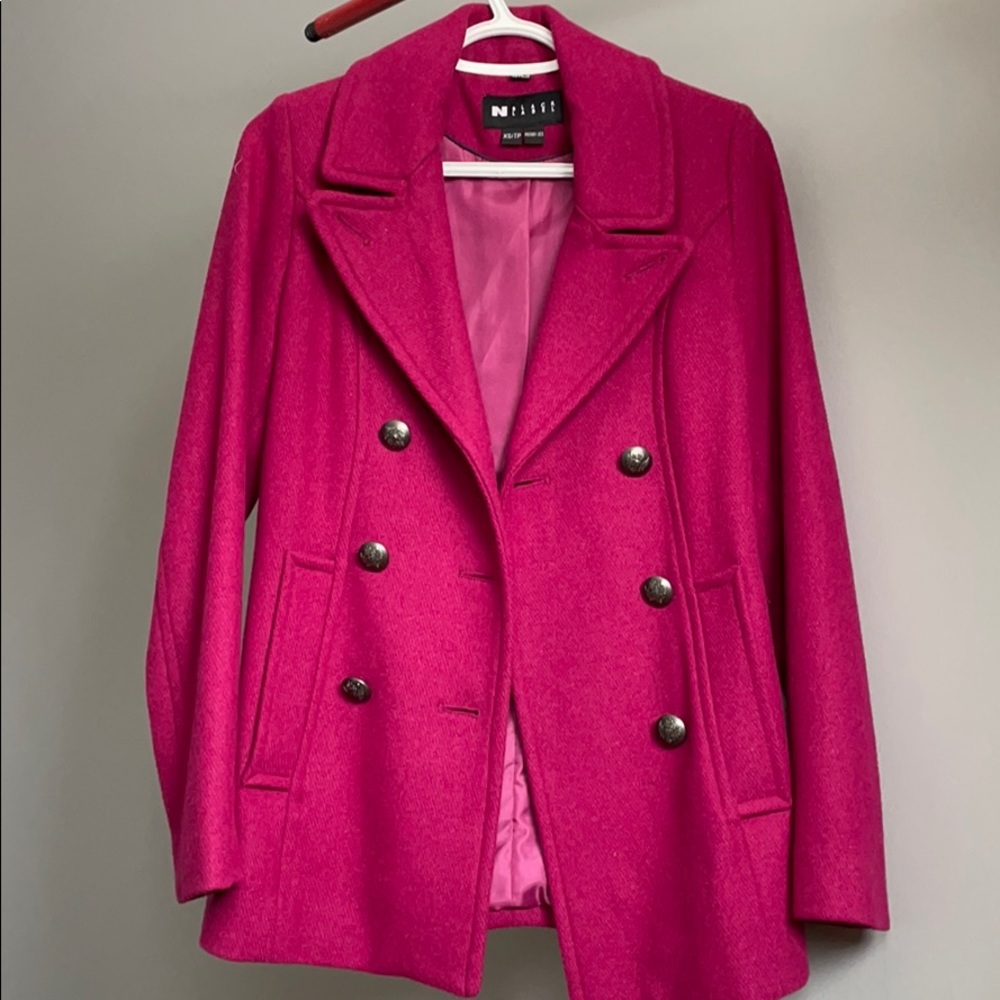 Fuschia/machenta Color 3 button coat.